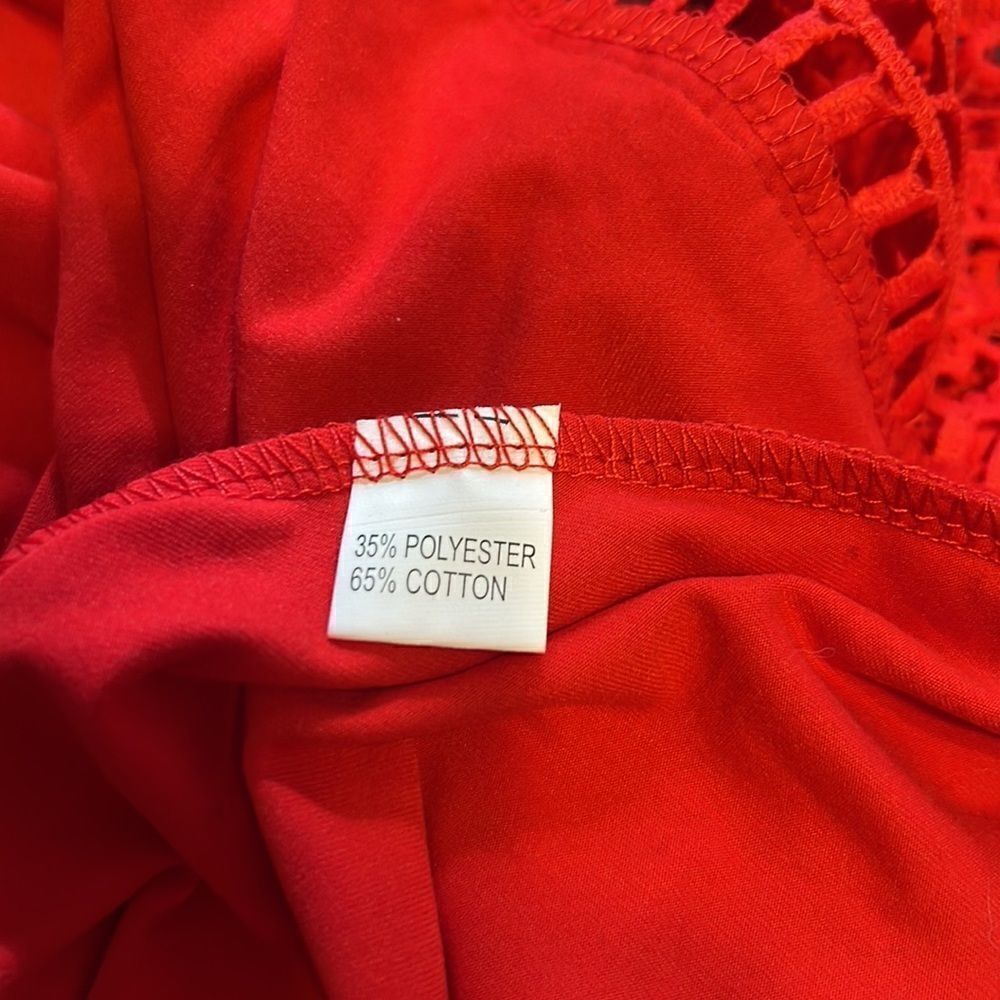 ROSHOP Red Lacy Bottom Heart Tank Top. Large - Picture 5 of 5